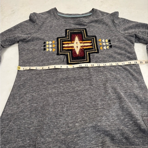 Double D Ranch Gray Long Sleeve Tee with Embroidered Design - Picture 6 of 8